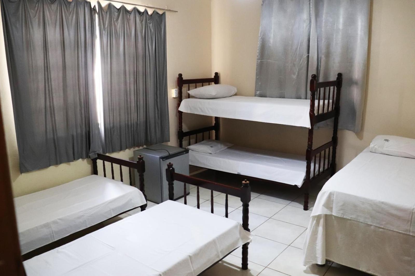 Hotel Gringos Лондрина Екстериор снимка